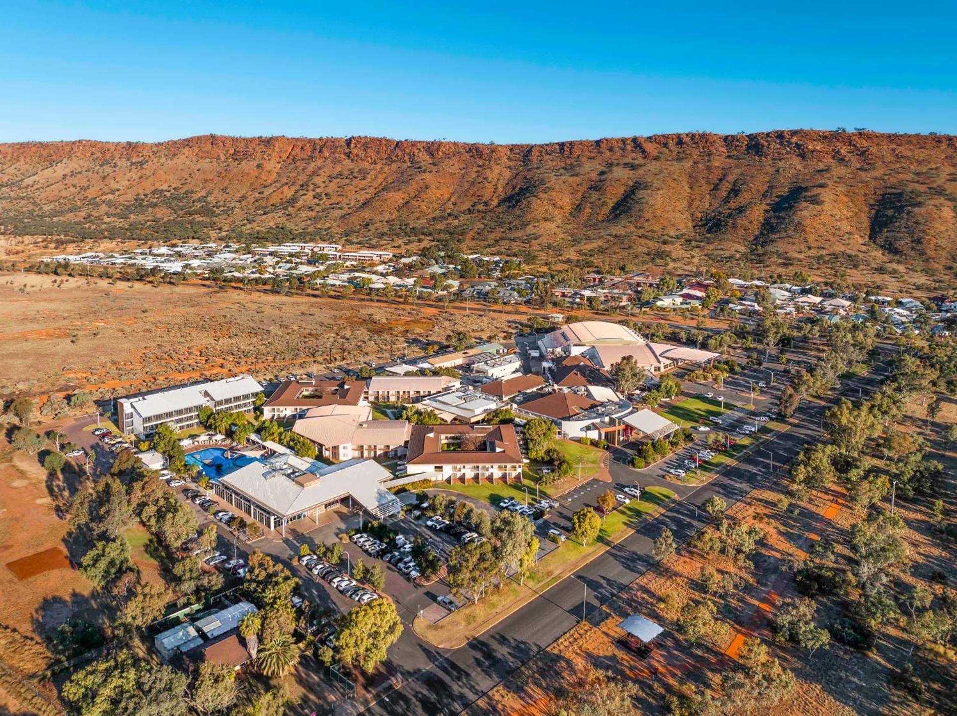 Crowne Plaza Alice Springs Lasseters, An Ihg Hotel Екстер'єр фото