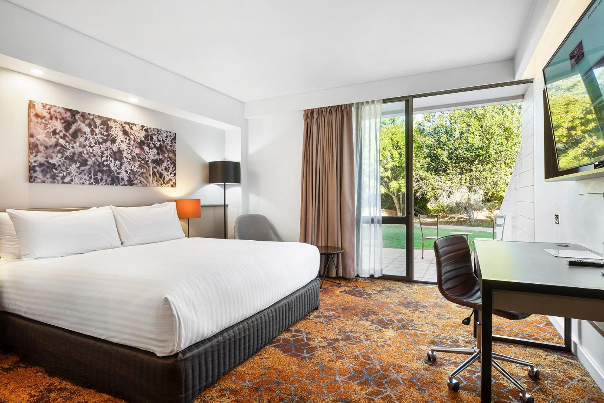 Crowne Plaza Alice Springs Lasseters By Ihg Екстер'єр фото